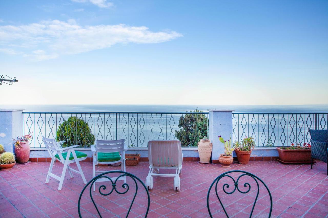 Belvedere House Таормина Екстериор снимка